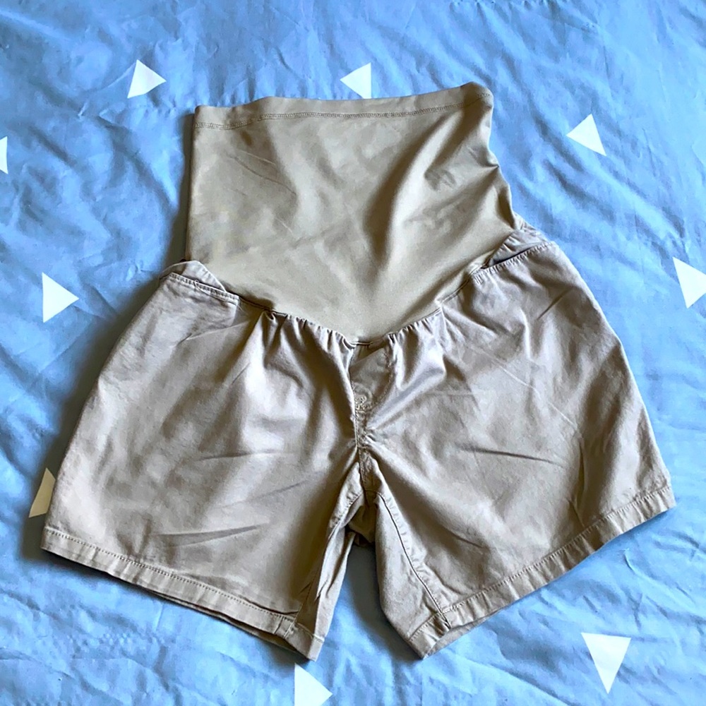 Liz Lange Maternity Shorts